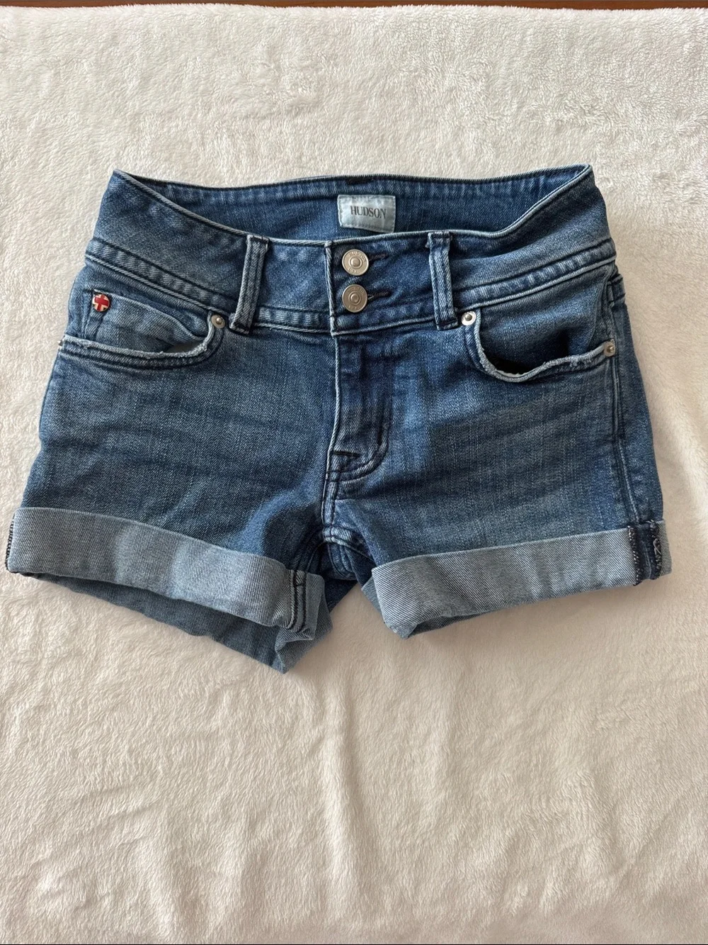 Hudson Jeans Rolled Cuff Stretch Denim Shorts - Blue size 24